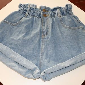 Elastic Waist Rolled Hem Denim Shorts